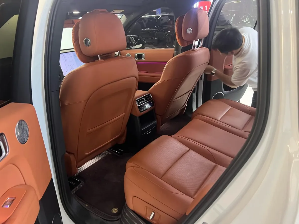 2024 Li L6 Range Extended 154HP L4 REEV 36.8KWH,autocango,china used car exporter,china ev exporter,chinese used car exporter,chinese used ev exporter