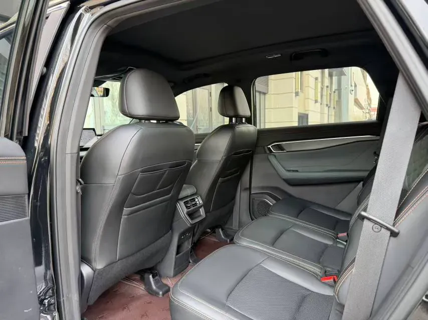 2023 Geely Okavango L 2.0T 218HP L4 7DCT,autocango,china used car exporter,china ev exporter,chinese used car exporter,chinese used ev exporter