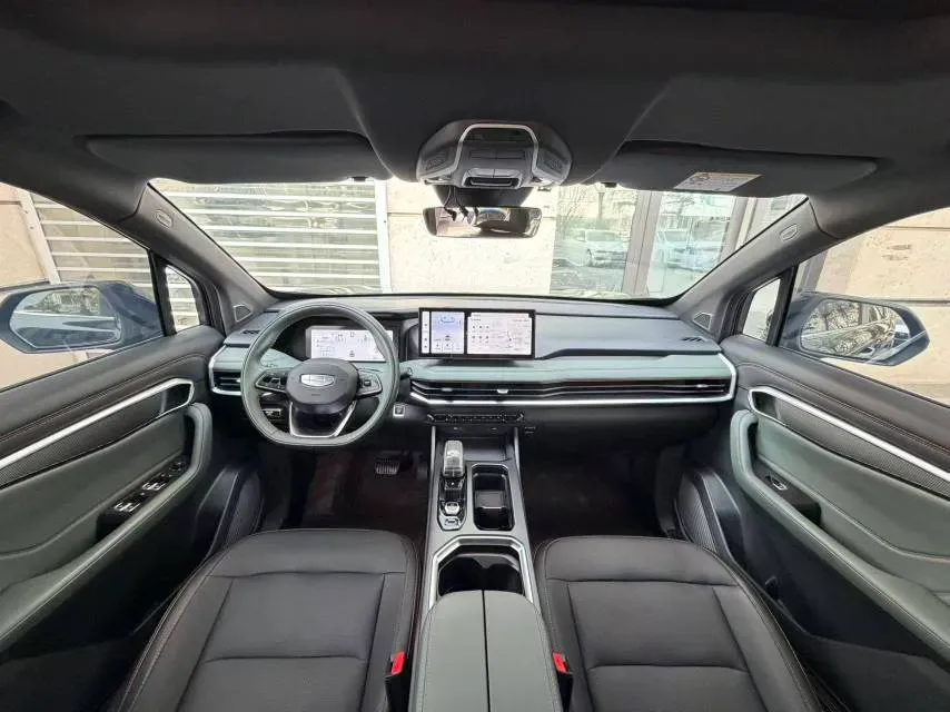 2023 Geely Okavango L 2.0T 218HP L4 7DCT,autocango,china used car exporter,china ev exporter,chinese used car exporter,chinese used ev exporter