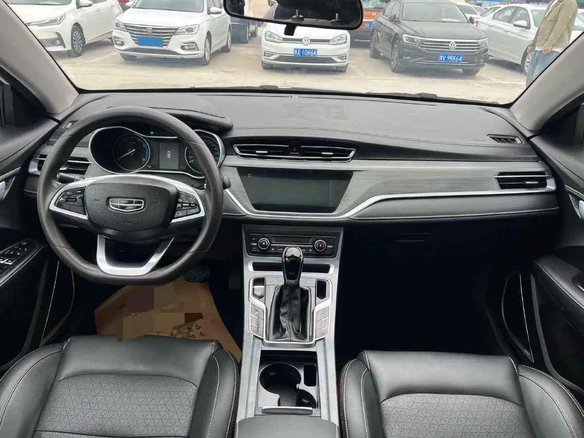 2021 BaoJun 530 1.5T 147HP L4 CVT,autocango,china used car exporter,china ev exporter,chinese used car exporter,chinese used ev exporter