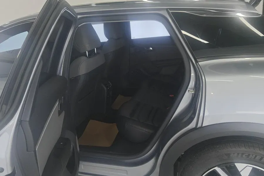 2022 Citroen C5 X 1.6T 175HP L4 8AT,autocango,china used car exporter,china ev exporter,chinese used car exporter,chinese used ev exporter