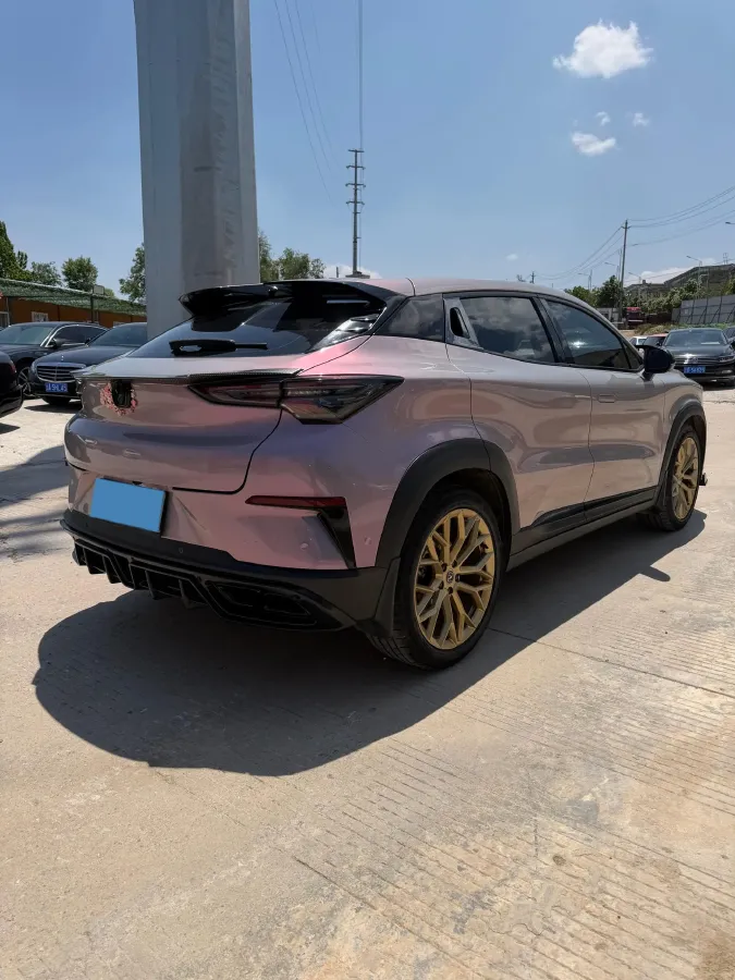 2022 ChangAn UNI-T 1.5T 188HP L4 7DCT,autocango,china used car exporter,china ev exporter,chinese used car exporter,chinese used ev exporter