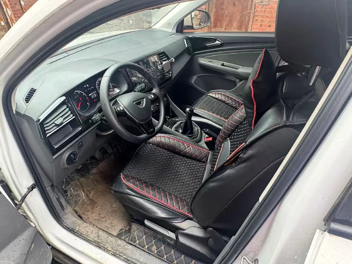 2019 Jetta VS5 1.4T 150HP L4 5MT,autocango,china used car exporter,china ev exporter,chinese used car exporter,chinese used ev exporter