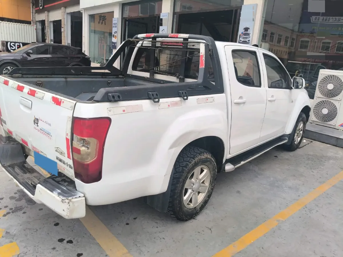 2018 Isuzu Jim 2.8T 116HP L4 5MT,autocango,china used car exporter,china ev exporter,chinese used car exporter,chinese used ev exporter