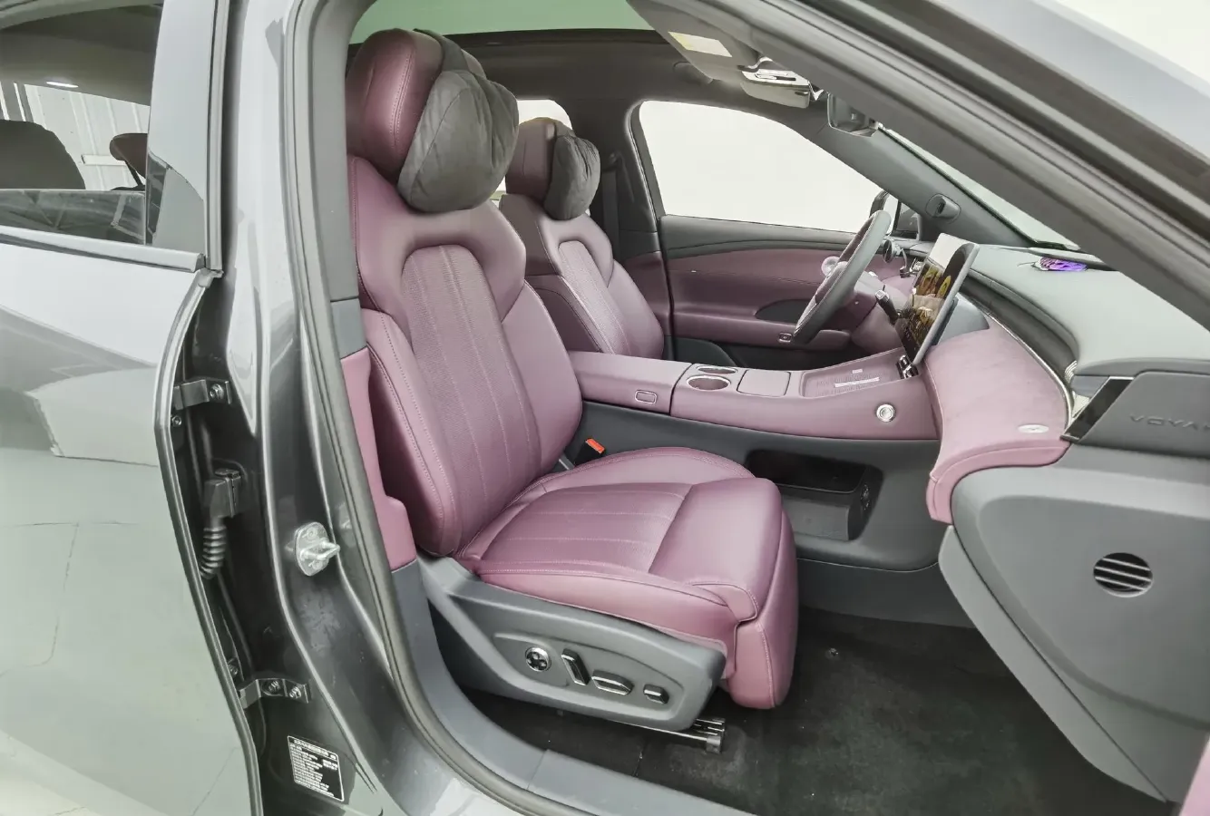 2025 Voyah FREE REEV 129HP REEV,autocango,china used car exporter,china ev exporter,chinese used car exporter,chinese used ev exporter