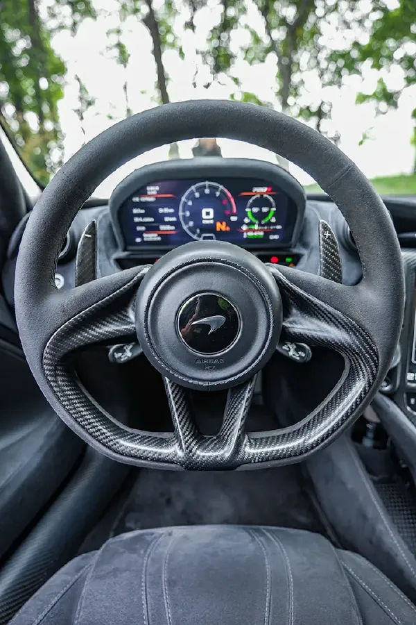 2017 McLaren 720S 4.0T 720HP V8 7DCT,autocango,china used car exporter,china ev exporter,chinese used car exporter,chinese used ev exporter