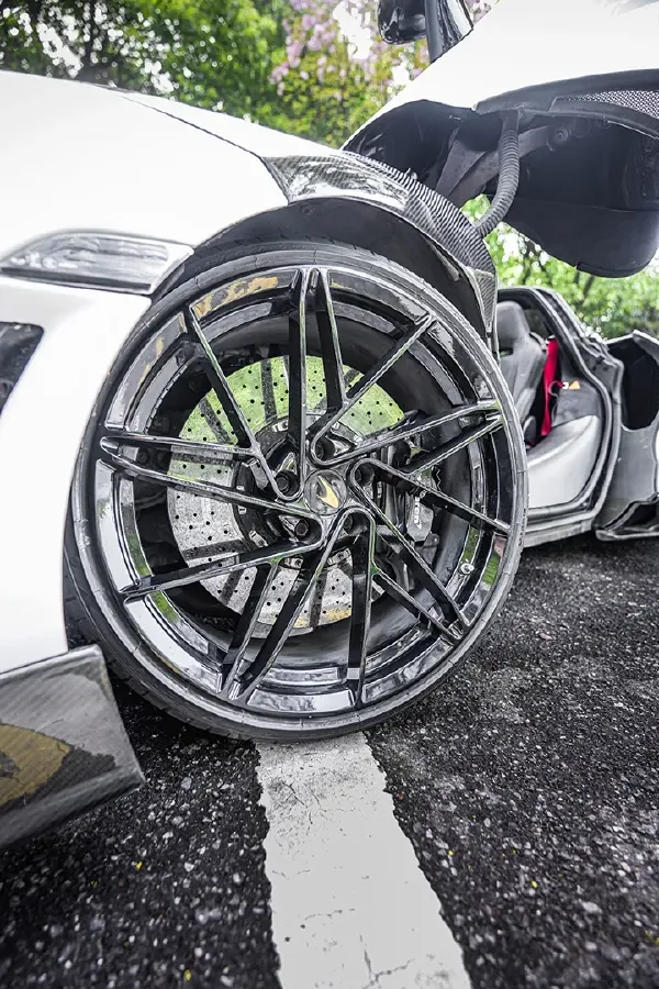 2017 McLaren 720S 4.0T 720HP V8 7DCT,autocango,china used car exporter,china ev exporter,chinese used car exporter,chinese used ev exporter