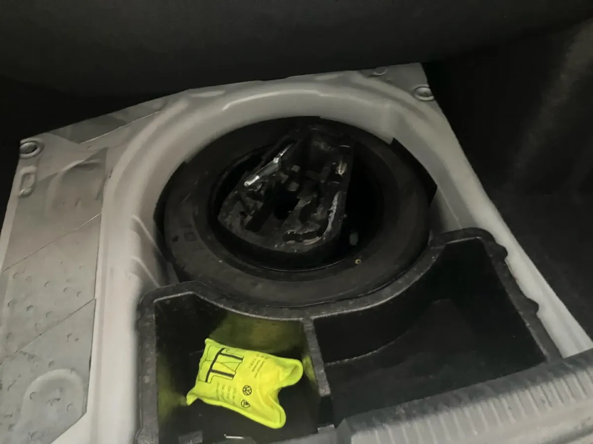 2018 Skoda Rapid 1.4L 90HP L4 5MT,autocango,china used car exporter,china ev exporter,chinese used car exporter,chinese used ev exporter