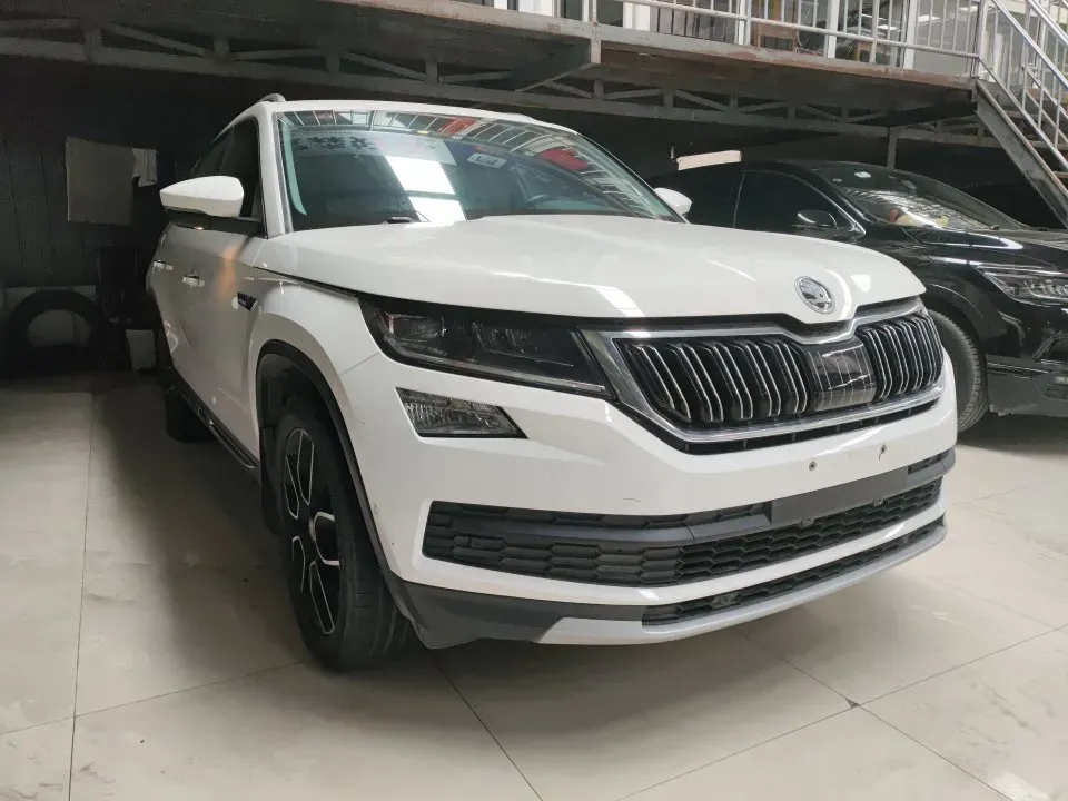2018 Skoda Kodiak 2.0T 220HP L4 7DCT,autocango,china used car exporter,china ev exporter,chinese used car exporter,chinese used ev exporter