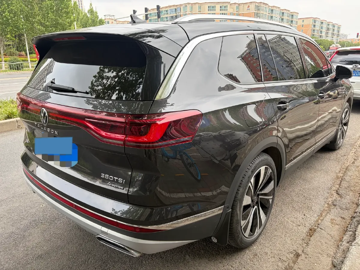 2023 Volkswagen Talagon 2.0T 220HP L4 7DCT,autocango,china used car exporter,china ev exporter,chinese used car exporter,chinese used ev exporter
