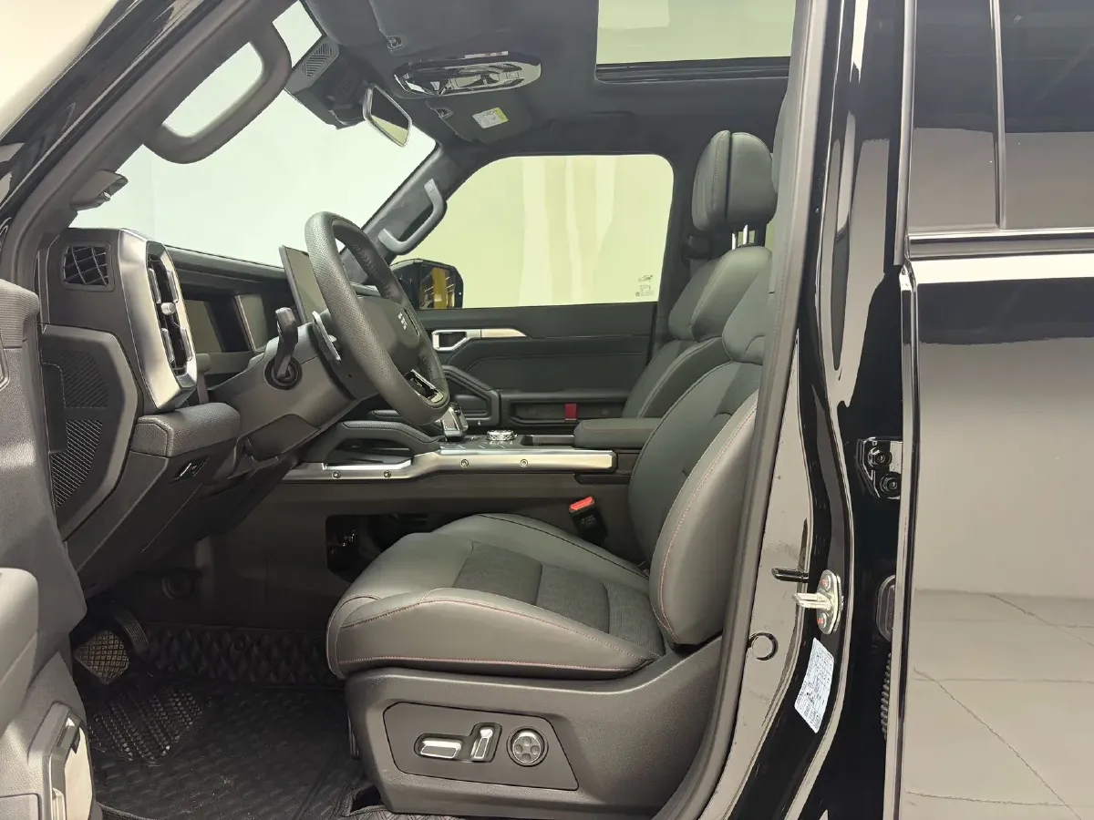 2023 Jetour Traveller 2.0T 254HP L4 8AT,autocango,china used car exporter,china ev exporter,chinese used car exporter,chinese used ev exporter