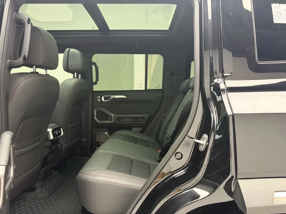 2023 Jetour Traveller 2.0T 254HP L4 8AT,autocango,china used car exporter,china ev exporter,chinese used car exporter,chinese used ev exporter