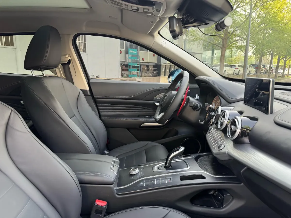 2019 WEY VV7 2.0T 227HP L4 7DCT,autocango,china used car exporter,china ev exporter,chinese used car exporter,chinese used ev exporter