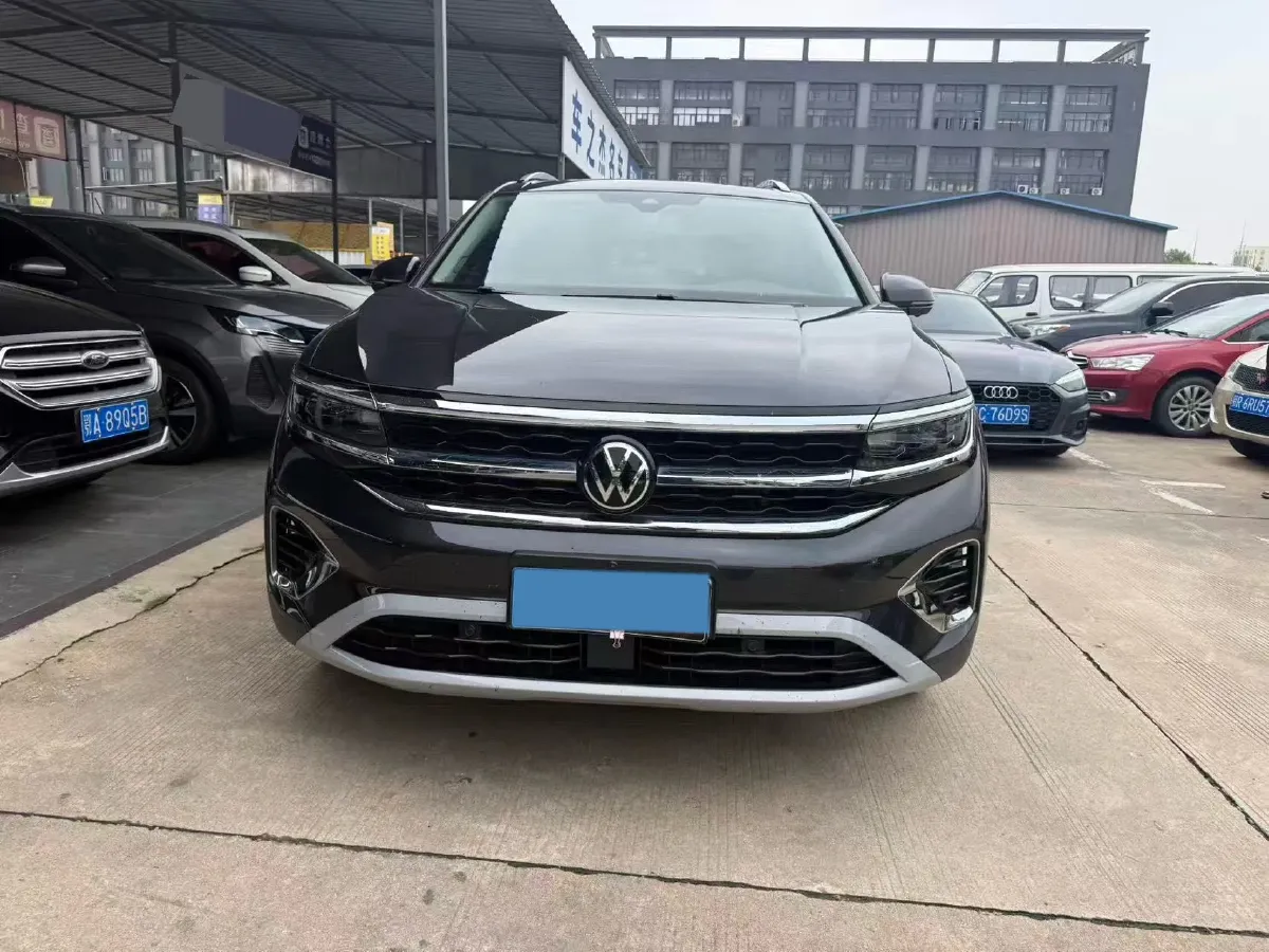 2023 Volkswagen Talagon 2.0T 220HP L4 7DCT,autocango,china used car exporter,china ev exporter,chinese used car exporter,chinese used ev exporter