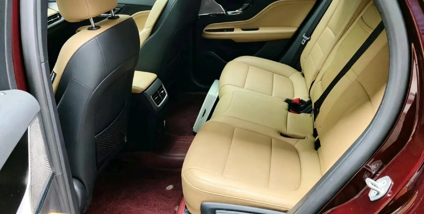 2022 Lincoln Corsair 2.0T 245HP L4 8AT,autocango,china used car exporter,china ev exporter,chinese used car exporter,chinese used ev exporter