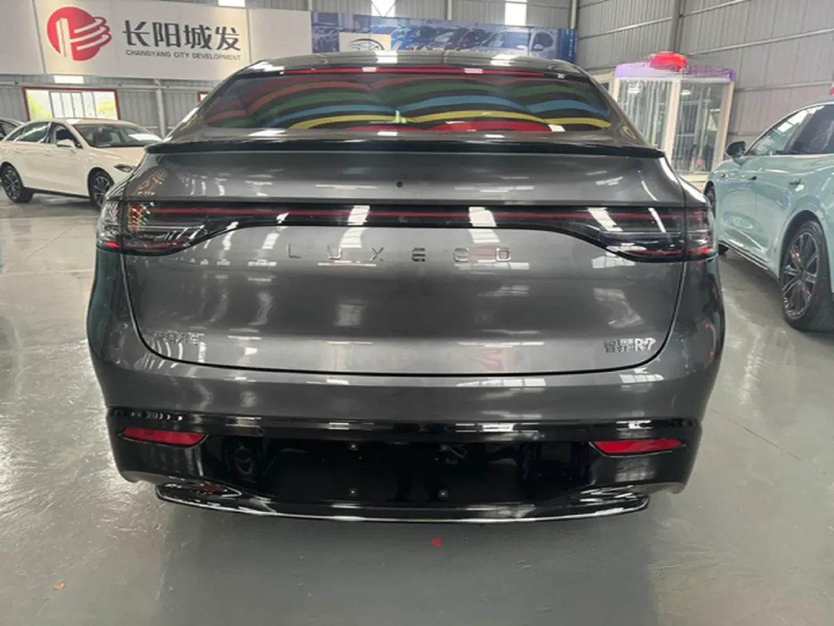 2025 Luxeed R7 REEV 156HP REEV 37KWH,autocango,china used car exporter,china ev exporter,chinese used car exporter,chinese used ev exporter