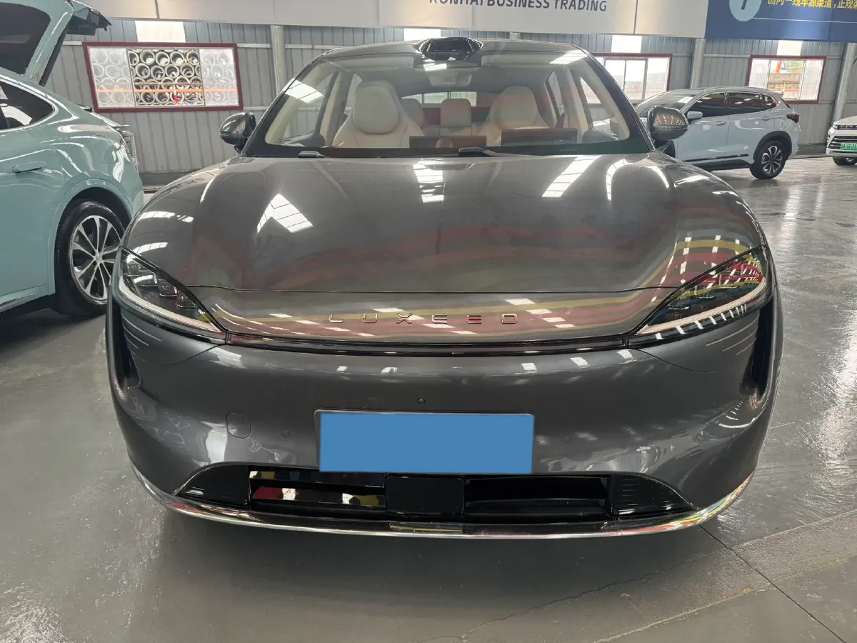 2025 Luxeed R7 REEV 156HP REEV 37KWH,autocango,china used car exporter,china ev exporter,chinese used car exporter,chinese used ev exporter