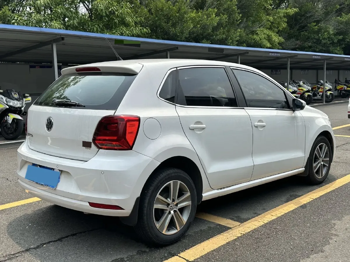2016 Volkswagen Polo 1.6L 110HP L4 6AT,autocango,china used car exporter,china ev exporter,chinese used car exporter,chinese used ev exporter