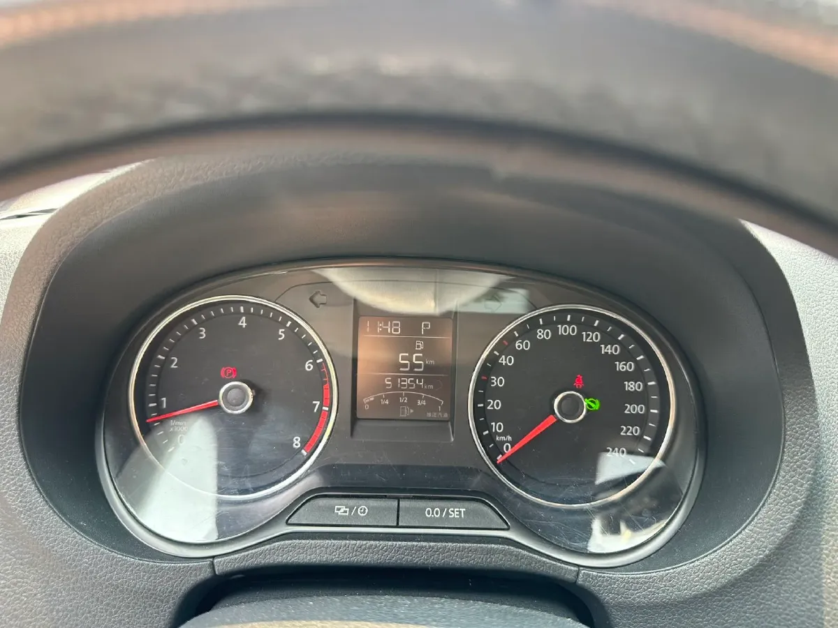 2016 Volkswagen Polo 1.6L 110HP L4 6AT,autocango,china used car exporter,china ev exporter,chinese used car exporter,chinese used ev exporter