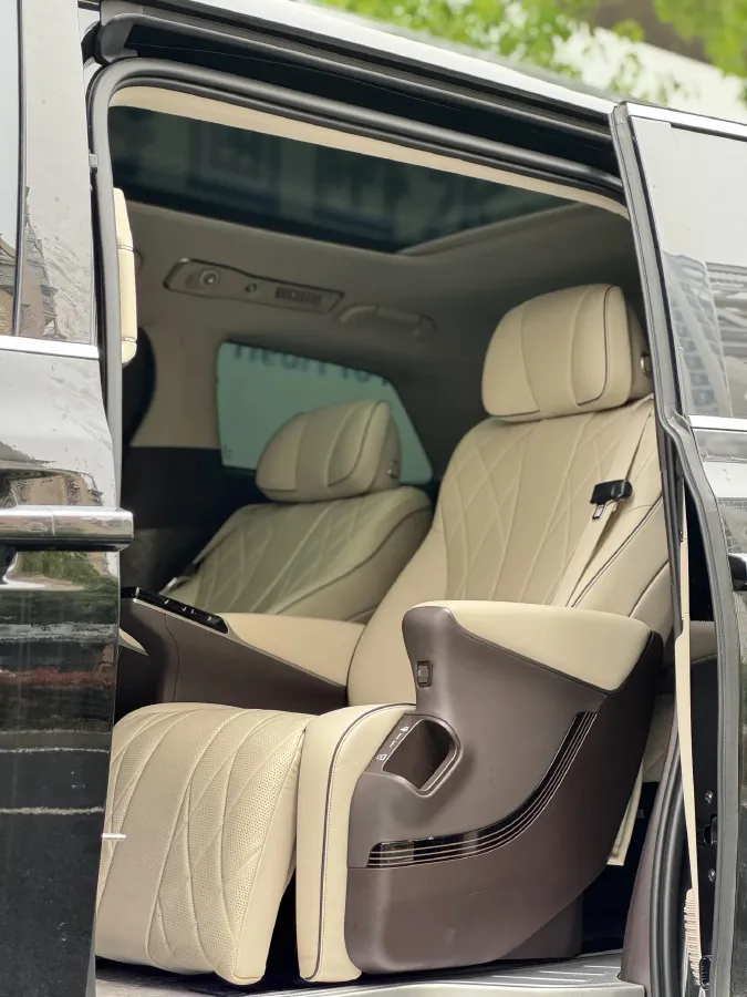 2024 Denza D9 1.5T 139HP L4 E-CVT PHEV 20.39KWH,autocango,china used car exporter,china ev exporter,chinese used car exporter,chinese used ev exporter