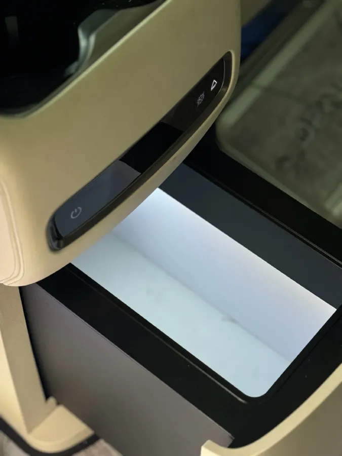 2024 Denza D9 1.5T 139HP L4 E-CVT PHEV 20.39KWH,autocango,china used car exporter,china ev exporter,chinese used car exporter,chinese used ev exporter