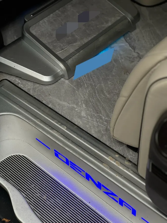 2024 Denza D9 1.5T 139HP L4 E-CVT PHEV 20.39KWH,autocango,china used car exporter,china ev exporter,chinese used car exporter,chinese used ev exporter