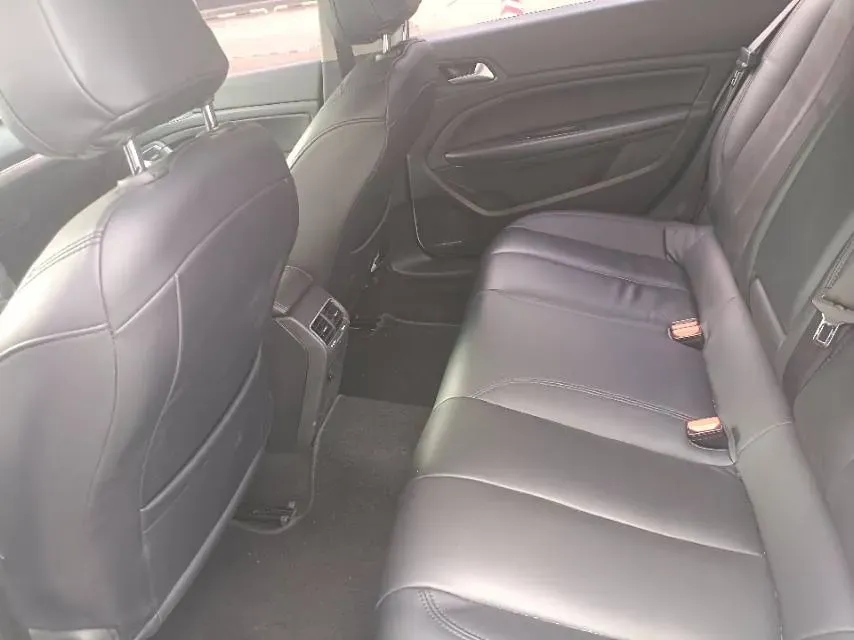 2014 Peugeot 408 1.8L 139HP L4 6AT,autocango,china used car exporter,china ev exporter,chinese used car exporter,chinese used ev exporter