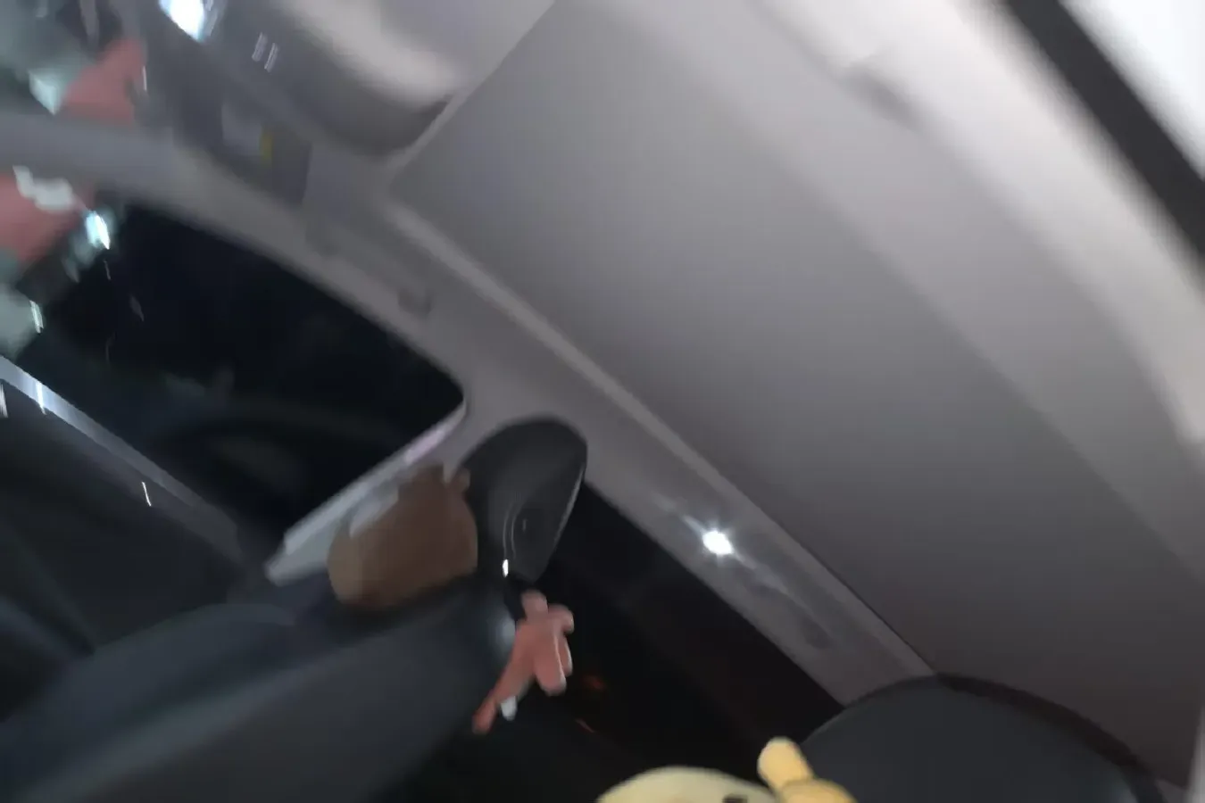 2024 Volkswagen Tiguan L 2.0T 186HP L4 7DCT,autocango,china used car exporter,china ev exporter,chinese used car exporter,chinese used ev exporter