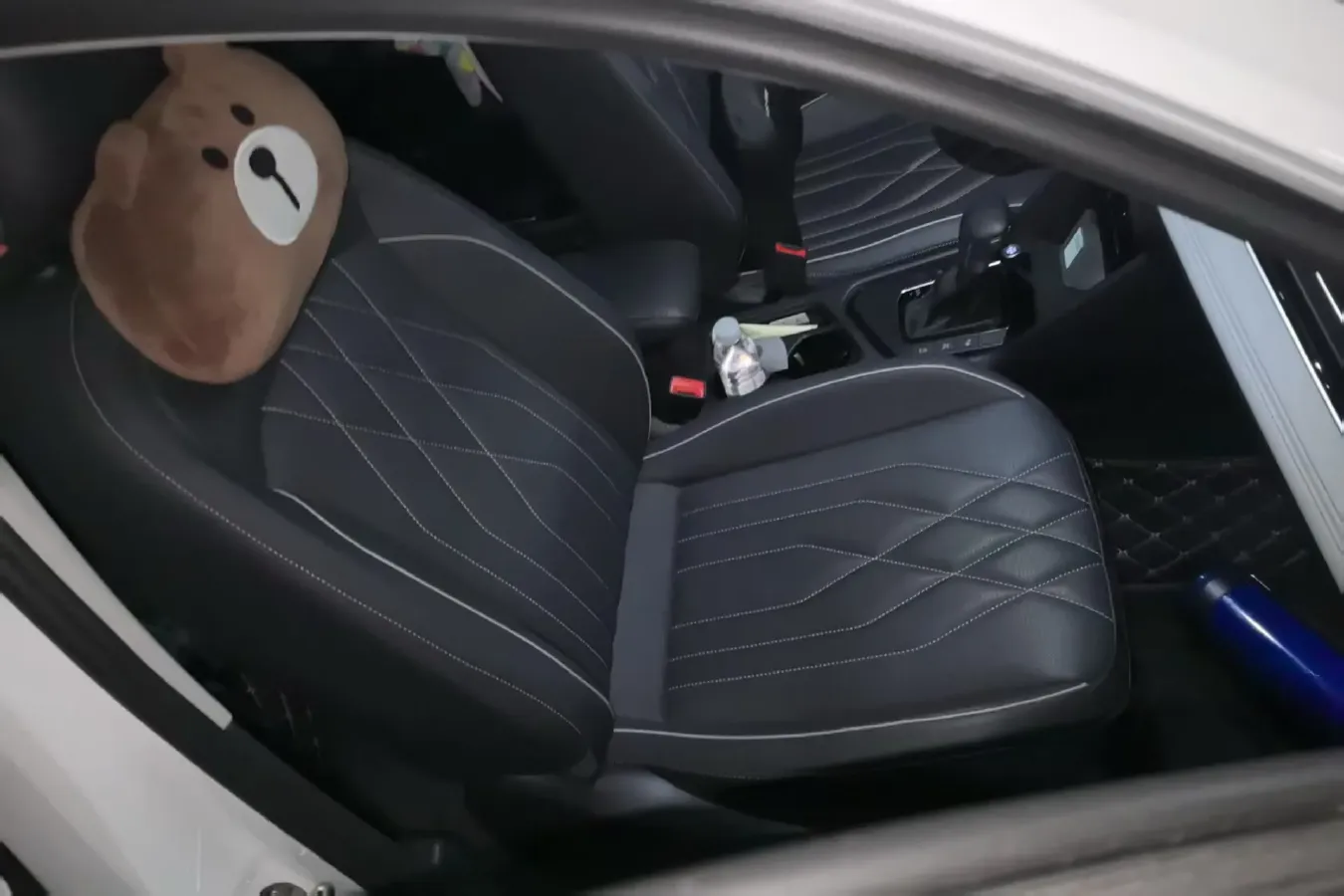 2024 Volkswagen Tiguan L 2.0T 186HP L4 7DCT,autocango,china used car exporter,china ev exporter,chinese used car exporter,chinese used ev exporter