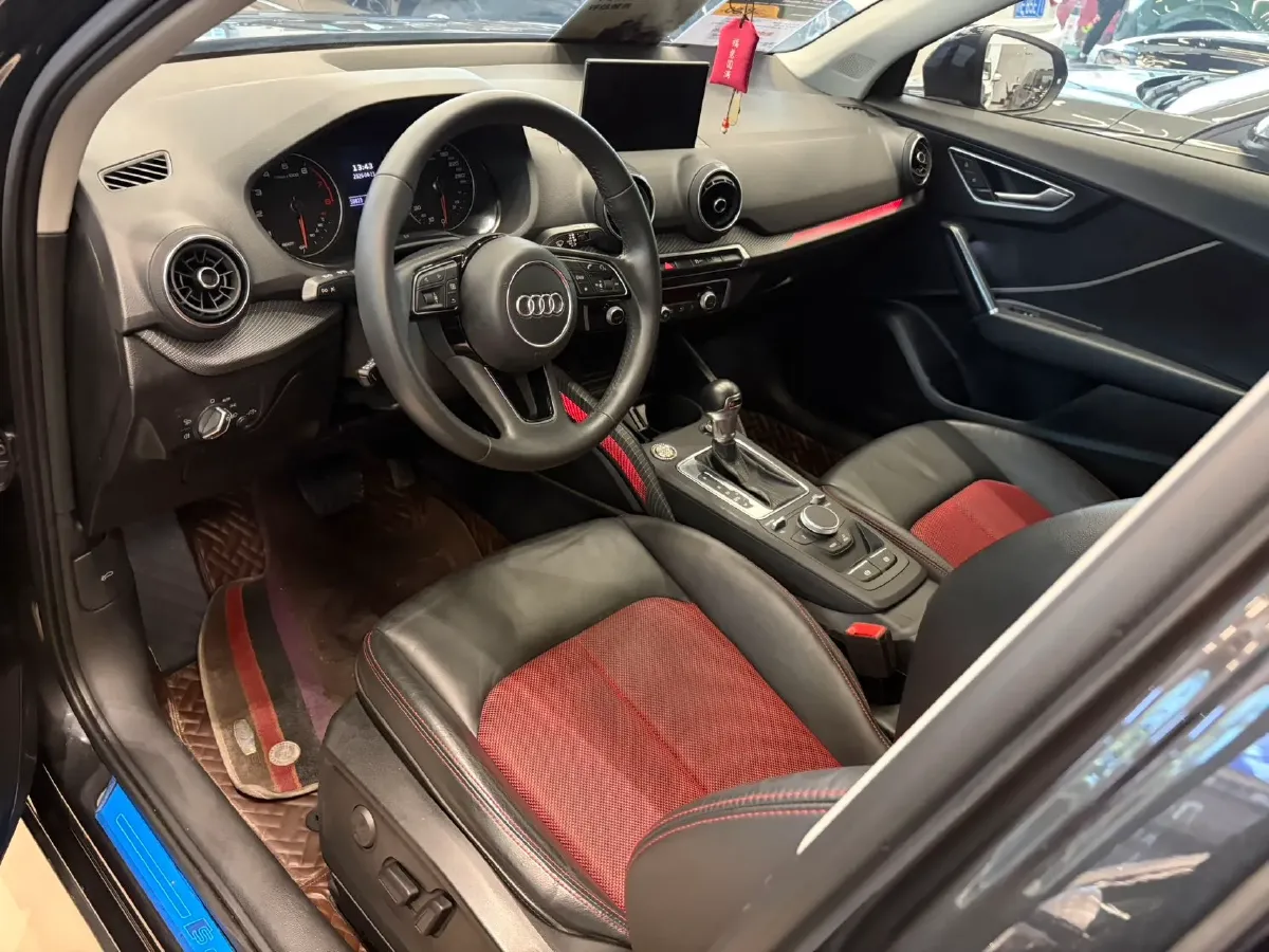 2021 Audi Q2L 1.4T 150HP L4 7DCT,autocango,china used car exporter,china ev exporter,chinese used car exporter,chinese used ev exporter