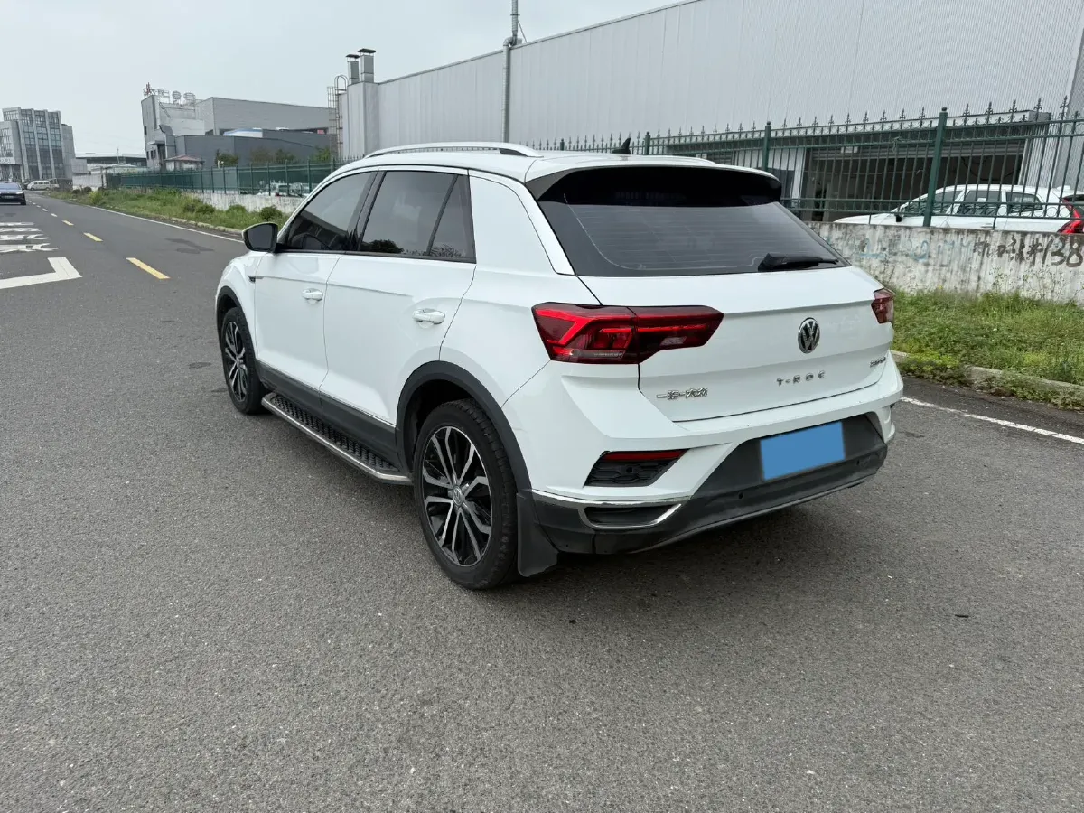 2019 Volkswagen T-Roc 1.4T 150HP L4 7DCT,autocango,china used car exporter,china ev exporter,chinese used car exporter,chinese used ev exporter