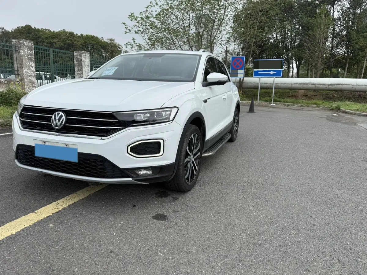 2019 Volkswagen T-Roc 1.4T 150HP L4 7DCT,autocango,china used car exporter,china ev exporter,chinese used car exporter,chinese used ev exporter