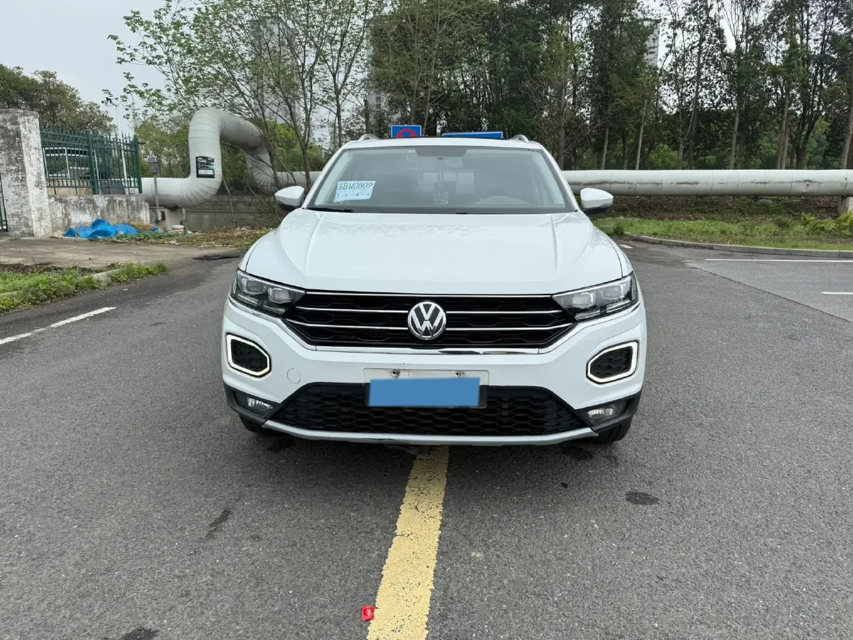 2019 Volkswagen T-Roc 1.4T 150HP L4 7DCT,autocango,china used car exporter,china ev exporter,chinese used car exporter,chinese used ev exporter