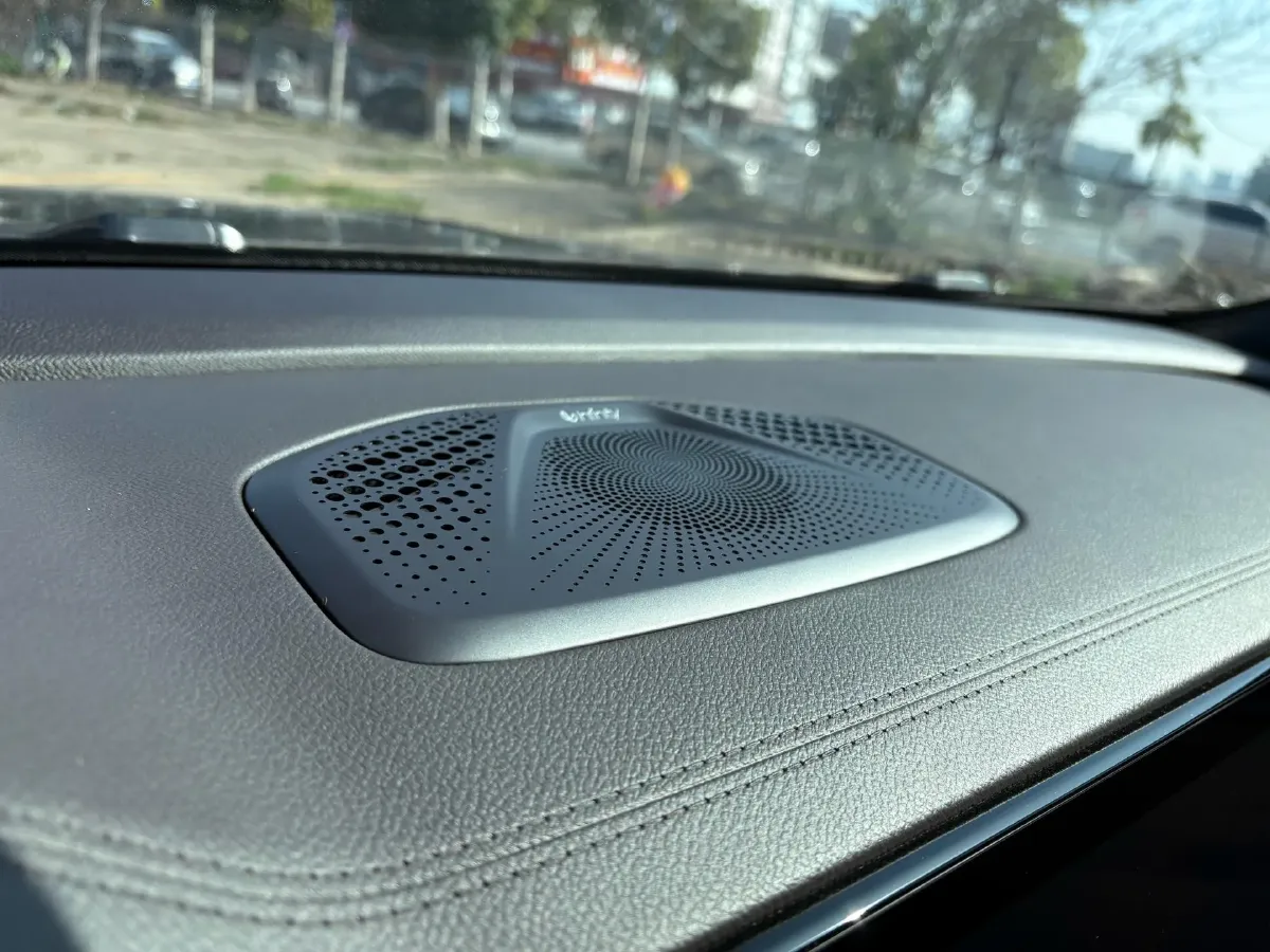 2025 Geely Monjaro 2.0T 238HP L4 8AT,autocango,china used car exporter,china ev exporter,chinese used car exporter,chinese used ev exporter