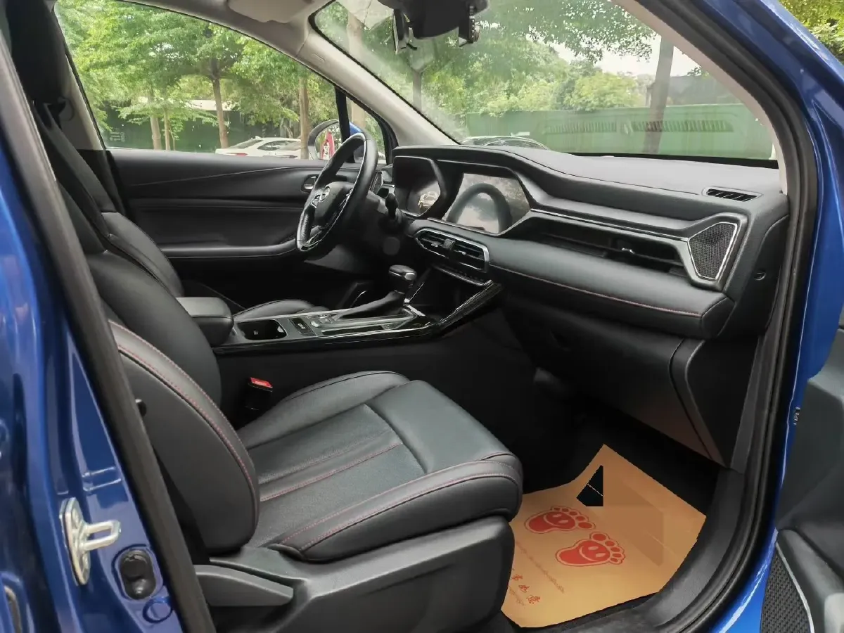 2021 GAC Trumpchi GS4 1.5T 169HP L4 6AT,autocango,china used car exporter,china ev exporter,chinese used car exporter,chinese used ev exporter