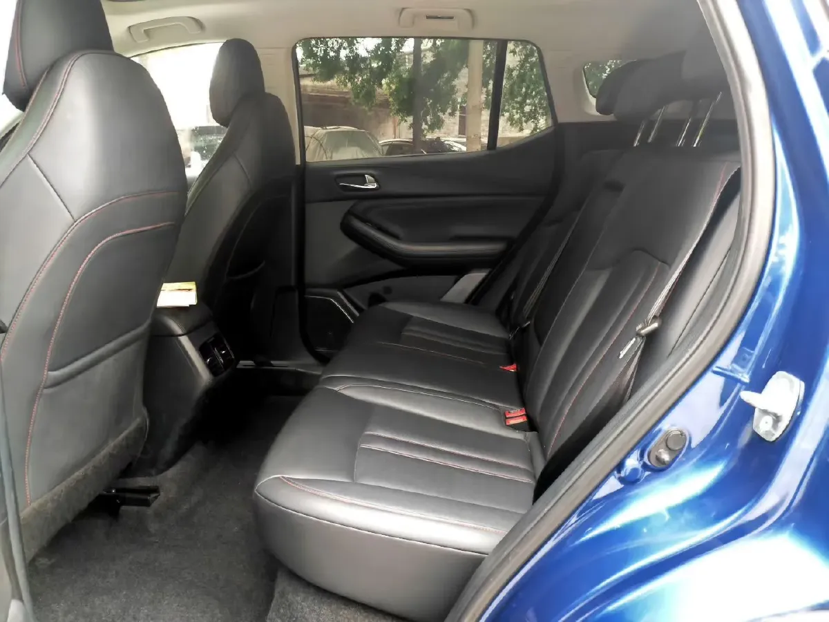 2021 GAC Trumpchi GS4 1.5T 169HP L4 6AT,autocango,china used car exporter,china ev exporter,chinese used car exporter,chinese used ev exporter