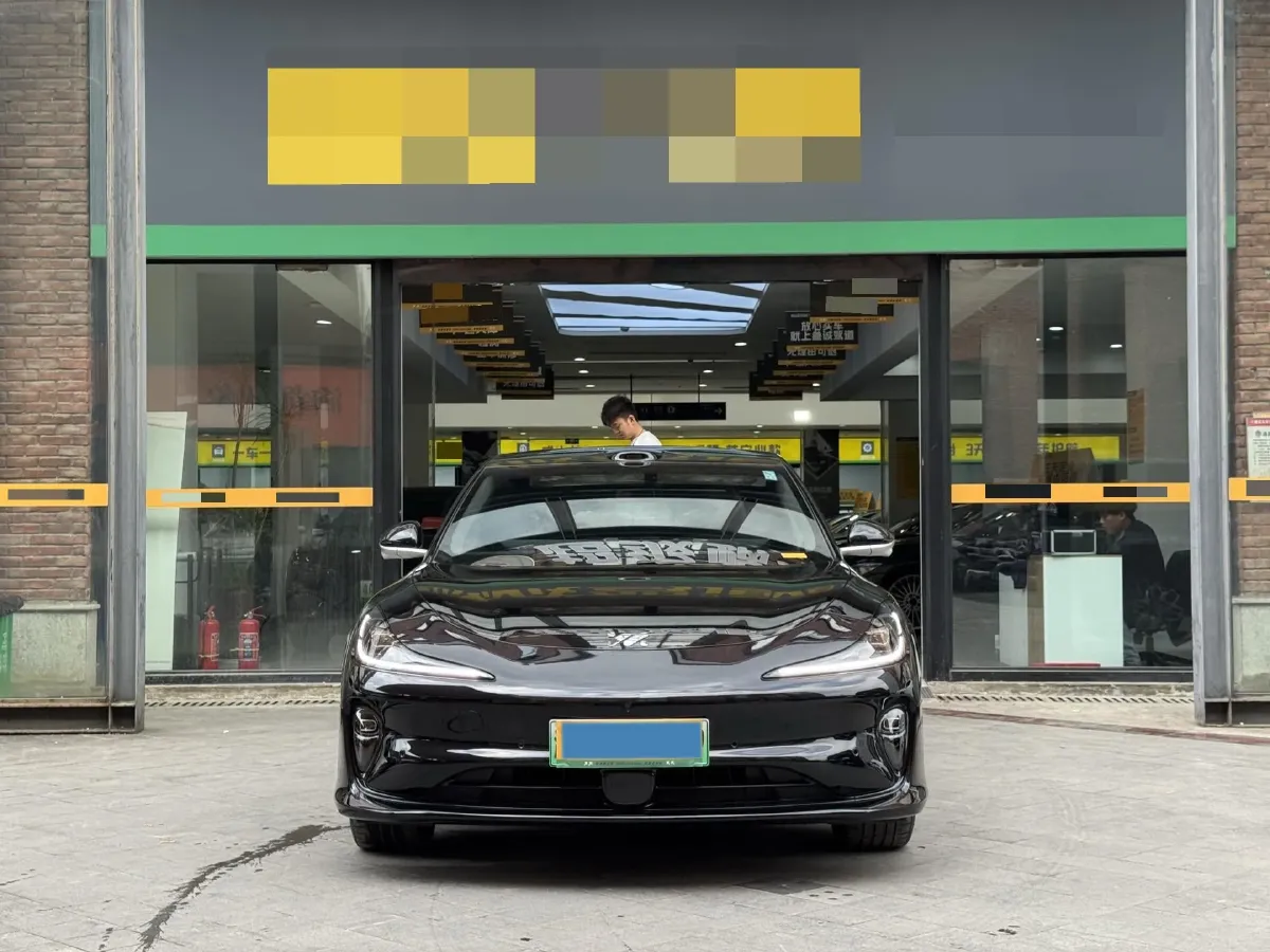 2025 IM L6 BEV,autocango,china used car exporter,china ev exporter,chinese used car exporter,chinese used ev exporter