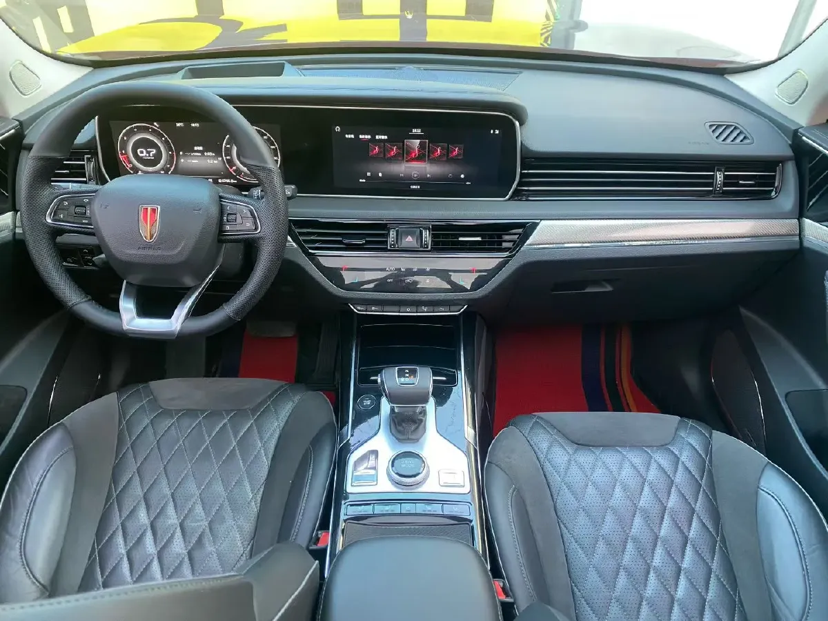 2019 HongQi HS5 2.0T 224HP L4 6AT,autocango,china used car exporter,china ev exporter,chinese used car exporter,chinese used ev exporter