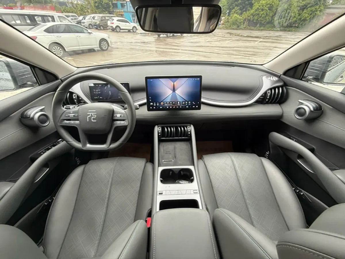 2025 BYD Yuan Plus BEV 49.92KWH,autocango,china used car exporter,china ev exporter,chinese used car exporter,chinese used ev exporter