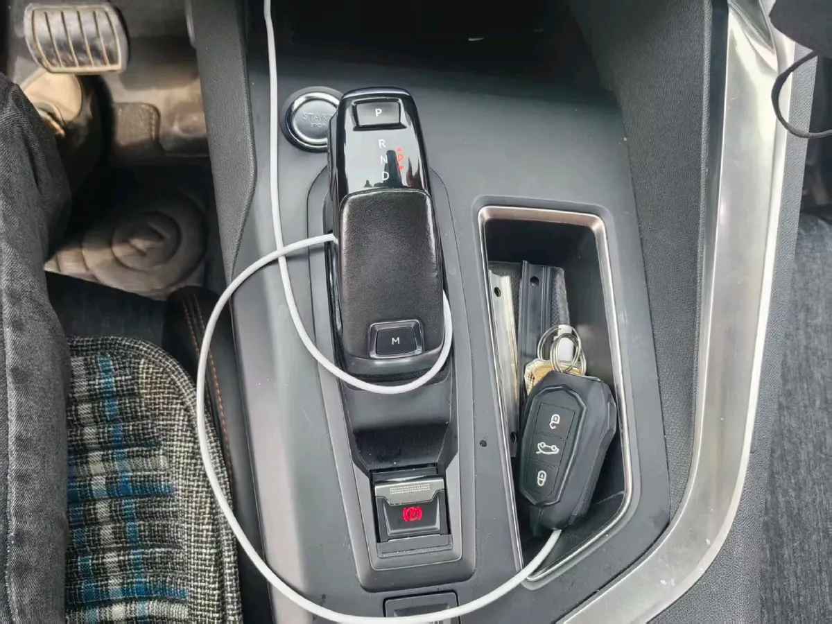 2017 Peugeot 4008 1.6T 167HP L4 6AT,autocango,china used car exporter,china ev exporter,chinese used car exporter,chinese used ev exporter