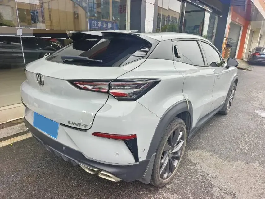 2020 ChangAn UNI-T 1.5T 180HP L4 7DCT,autocango,china used car exporter,china ev exporter,chinese used car exporter,chinese used ev exporter
