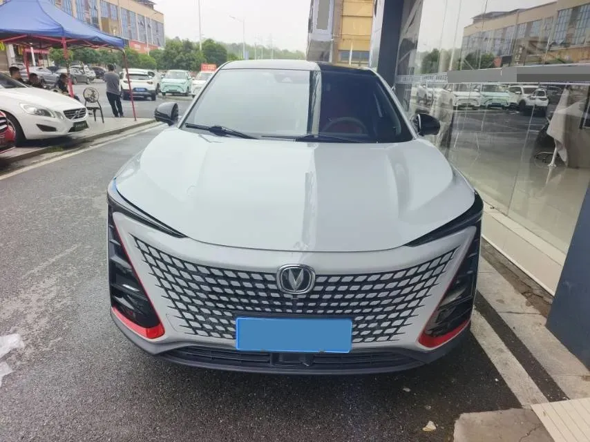2020 ChangAn UNI-T 1.5T 180HP L4 7DCT,autocango,china used car exporter,china ev exporter,chinese used car exporter,chinese used ev exporter