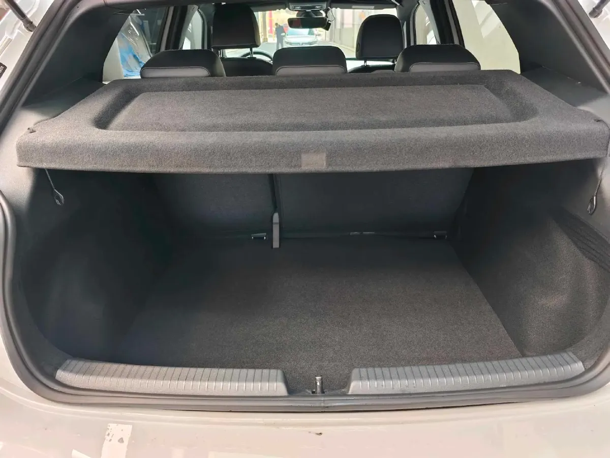 2024 Volkswagen ID.3 BEV 52.8KWH,autocango,china used car exporter,china ev exporter,chinese used car exporter,chinese used ev exporter