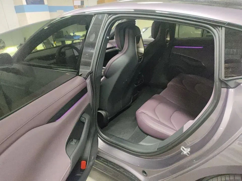 2024 MI SU7 BEV 73.6KWH,autocango,china used car exporter,china ev exporter,chinese used car exporter,chinese used ev exporter