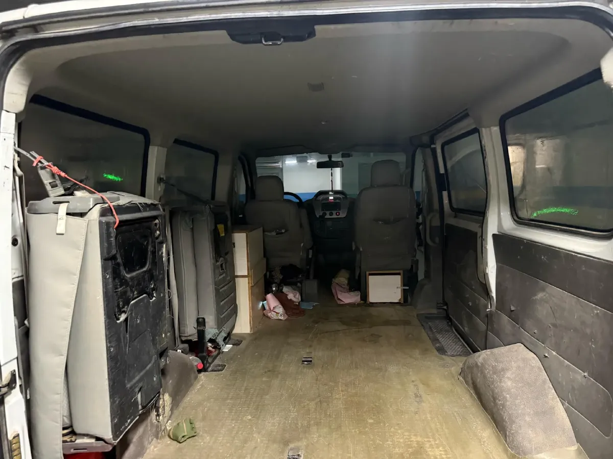 2018 MAXUS XinTu V80 2.5T 136HP L4 6MT,autocango,china used car exporter,china ev exporter,chinese used car exporter,chinese used ev exporter