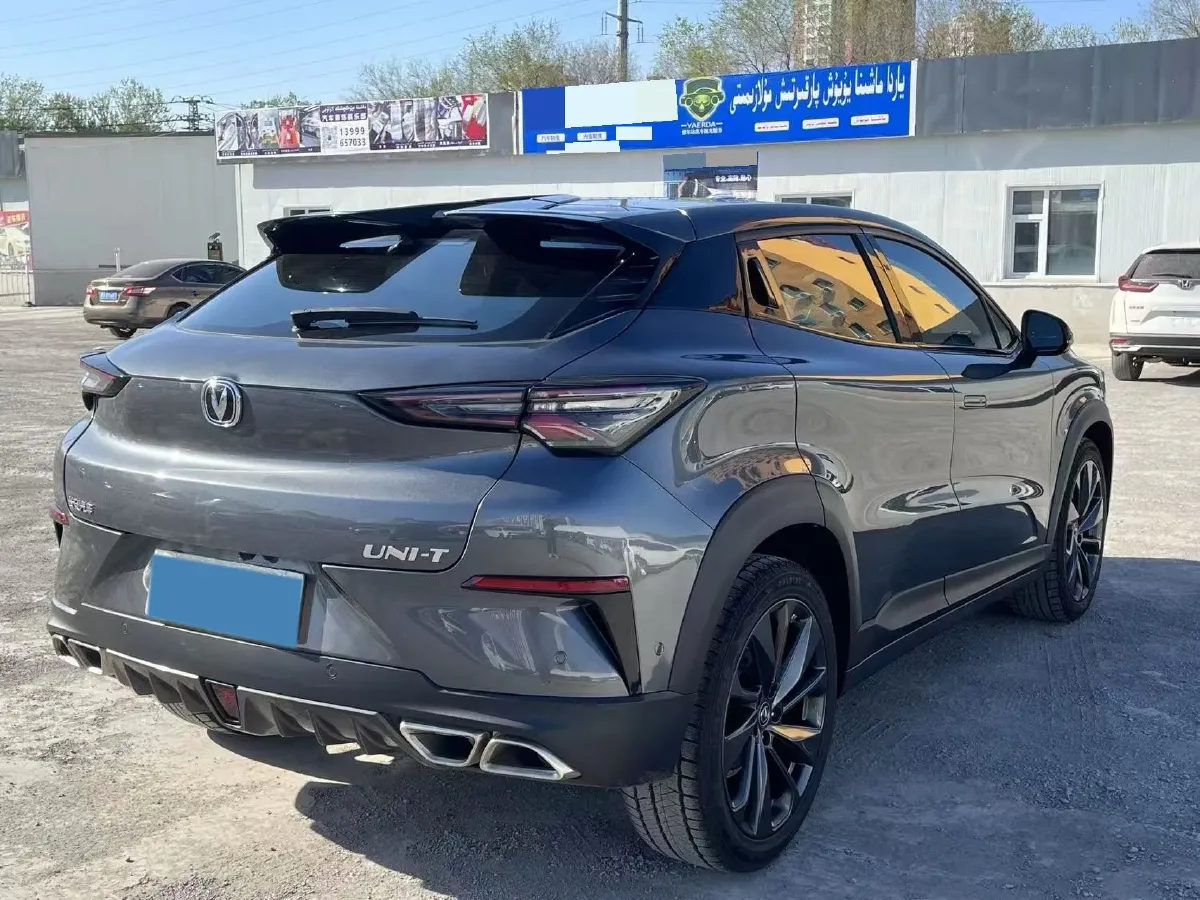 2020 ChangAn UNI-T 1.5T 180HP L4 7DCT,autocango,china used car exporter,china ev exporter,chinese used car exporter,chinese used ev exporter