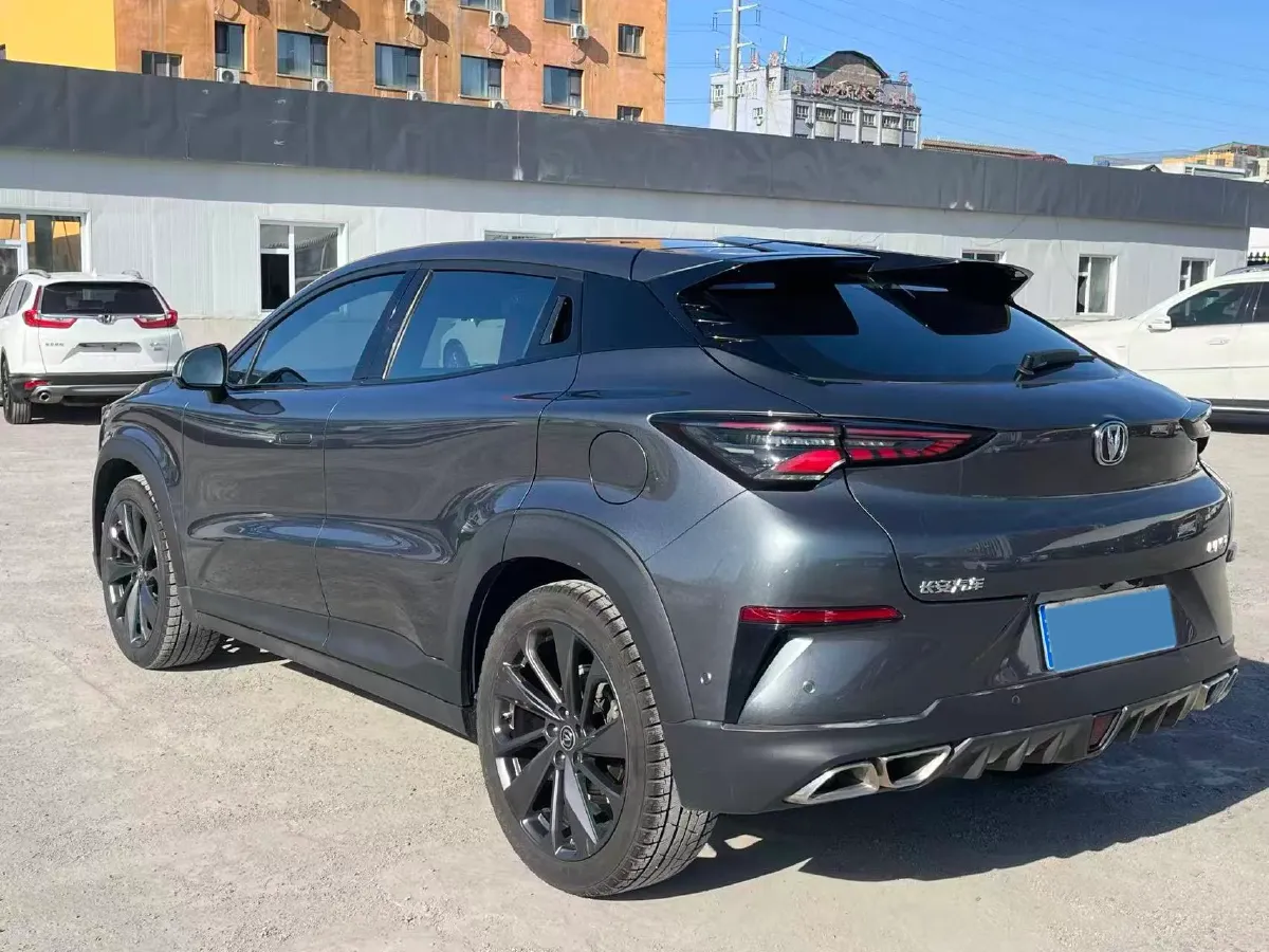 2020 ChangAn UNI-T 1.5T 180HP L4 7DCT,autocango,china used car exporter,china ev exporter,chinese used car exporter,chinese used ev exporter