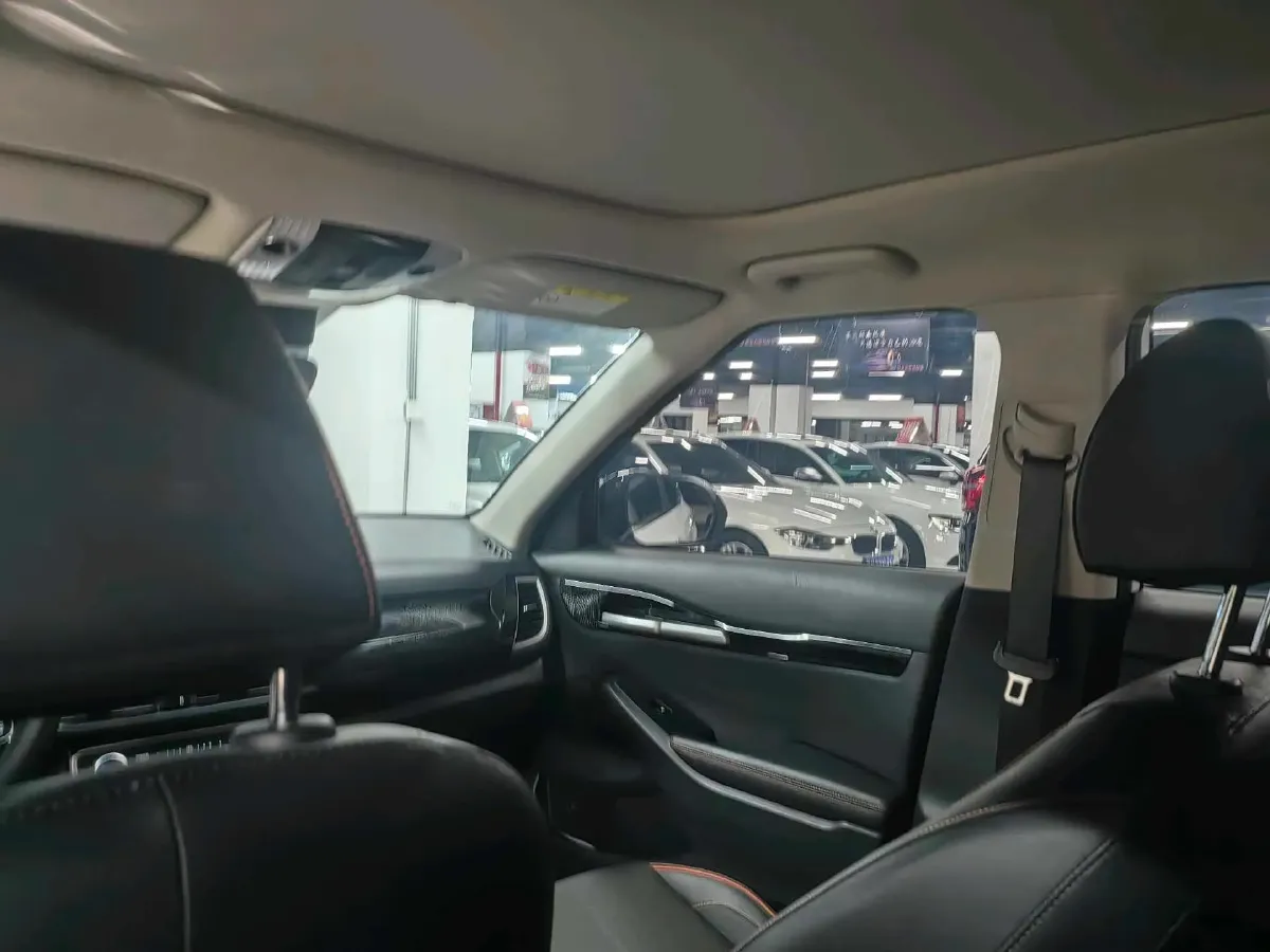 2023 Kia Seltos 1.5L 115HP L4 CVT,autocango,china used car exporter,china ev exporter,chinese used car exporter,chinese used ev exporter