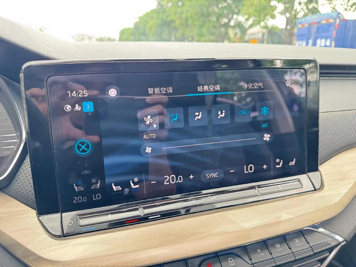 2021 Skoda Octavia 1.4T 150HP L4 7DCT,autocango,china used car exporter,china ev exporter,chinese used car exporter,chinese used ev exporter