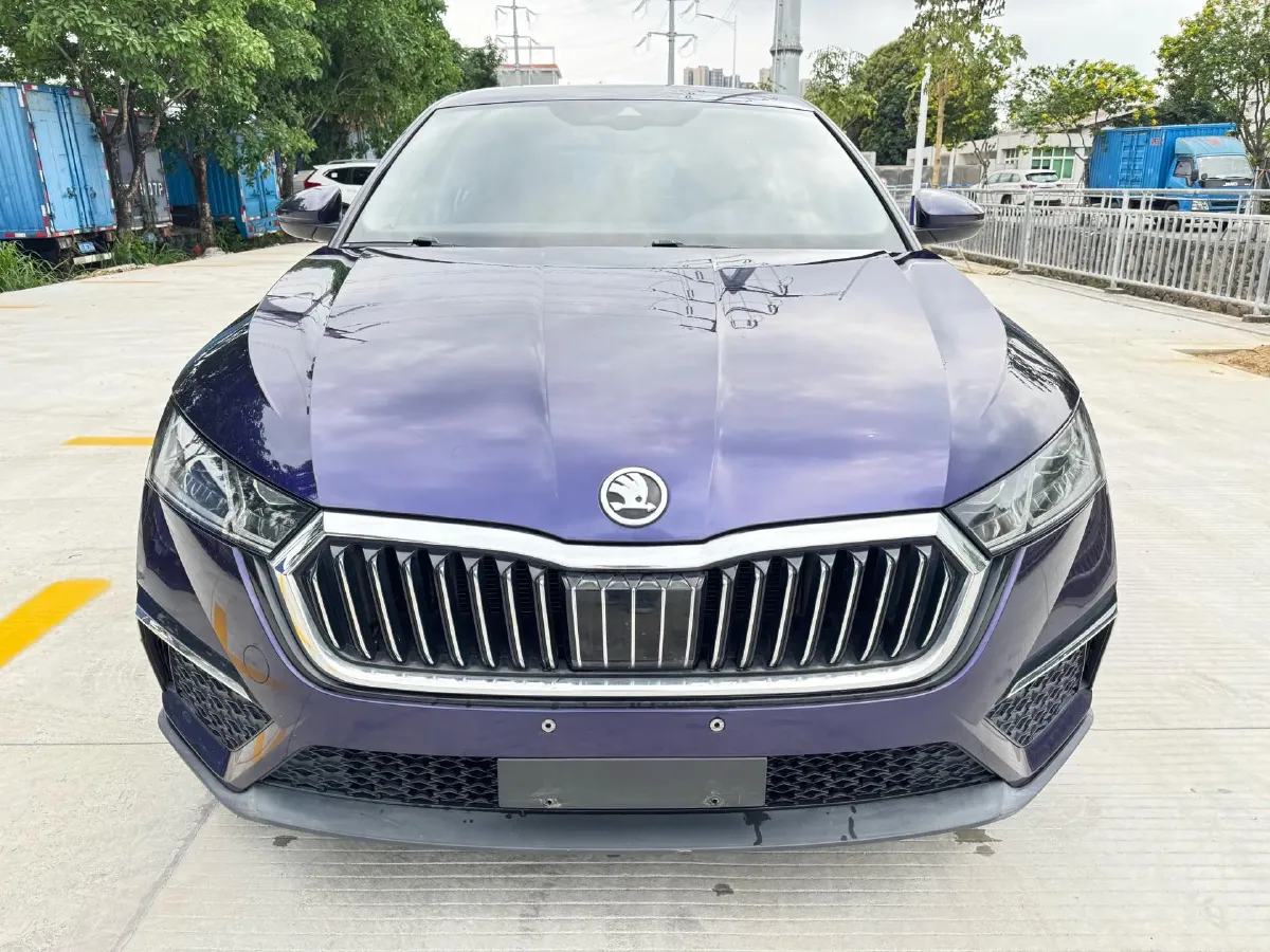 2021 Skoda Octavia 1.4T 150HP L4 7DCT,autocango,china used car exporter,china ev exporter,chinese used car exporter,chinese used ev exporter